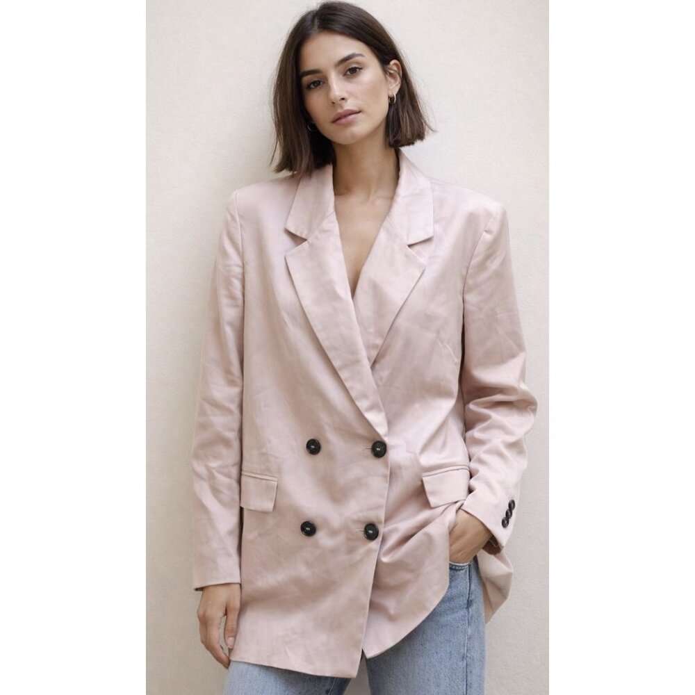 ZARA Long Buttoned Collared Satin Blazer in Blush Pink Pastel Preppy - Size S